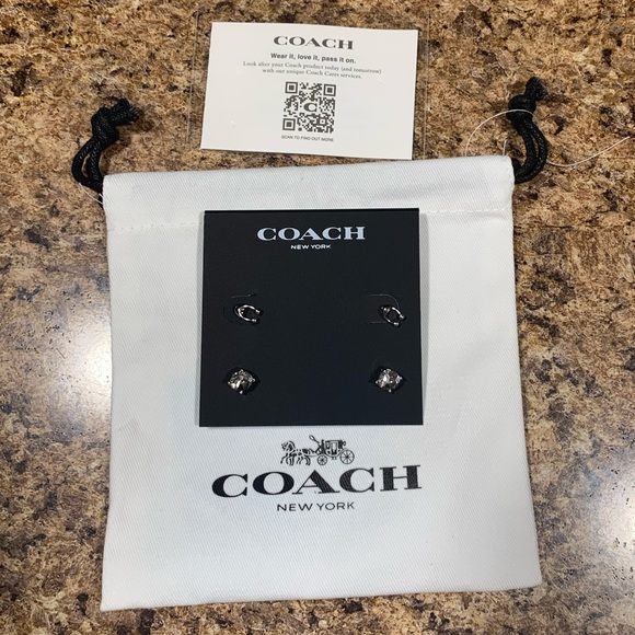 NEW NWT COACH SIGNATURE C STUD EARRING SET SILVER WITH DUST BAG - Picture 4 of 8